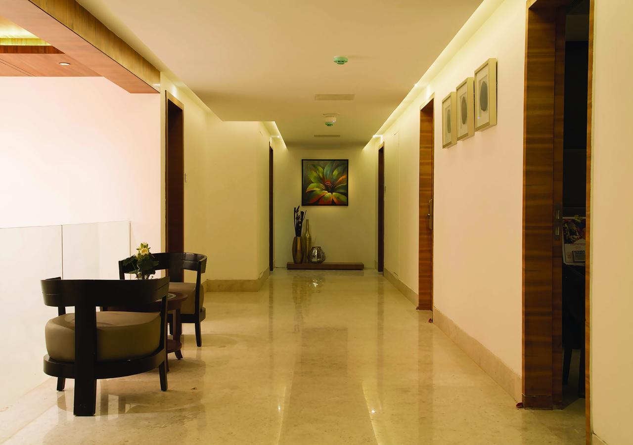 Hotel Urvashi Residency Madrás Exterior foto